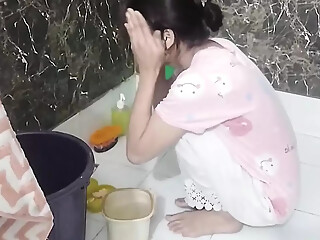 Step daughter ki tight jawani dekh kar jabar dasti pela