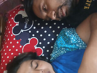Indian Bhabhi And boyfriend Sex in Hotel Room