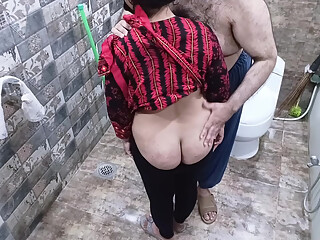 Desi Maid Caught In Bathroom While She Is Taking Shower