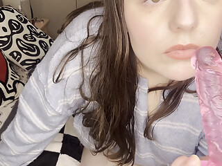 Thick virgin does ass to mouth with her dildo