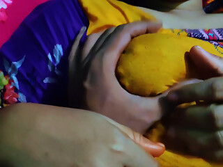 18 years old Bhabhi Message her body and pusssy fuck