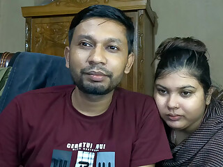 indian foreign couple youtube channel indian couple vlog channel romantic hindi couple vlog