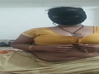 Woman showing body new viral video
