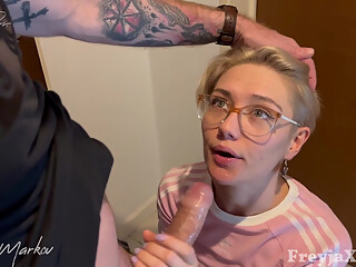 Freyjaxtreme Asks the Neighbor to Prepare Her Ass for the Trip