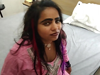 Bathroom me bhabhi ki paise dekar bulakar choda step-mom