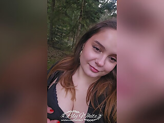 A little walk in the forest to get fucked and take a facial cumshot