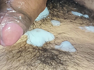 Sister-in-law did brother-in-law's masturbation in the room