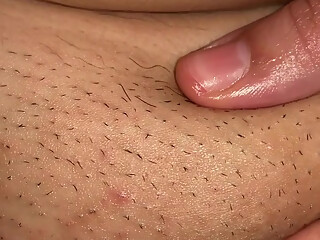 🔥 I rub my clit with a dildo until I end up screaming like a nymphomaniac