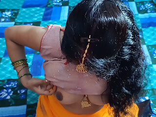 Indian New Married 21 Year Women tight pusssy xxx In bedroom