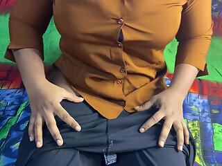 Indian Job girl got fucked by her boss with hindi audio
