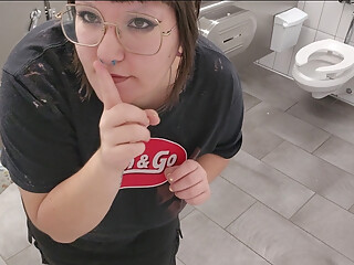Trying to masterbate in public bathroom