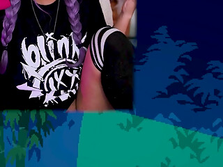CUTE GAMER GIRL PLAYS KUNOICHI