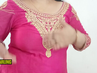 Pakistani Punjabi Bhabhi Mujra on Punjabi Non Veg song