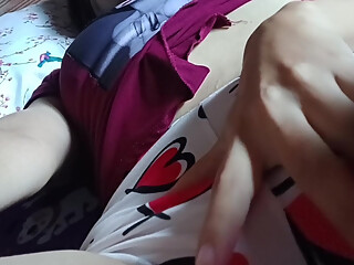 COLOMBIAN TOUCHES HER PUSSY AND HER BIG TITS