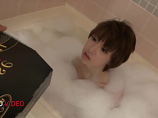 Akina Haras Sultry Japanese Bath Time Treat Enjoying Her Own Unique Blowjob Talent