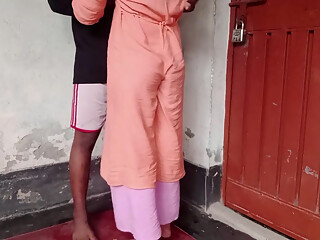 New Viral Video of Hot Sex with Attractive 18 Year Old Beautiful Indian Girl