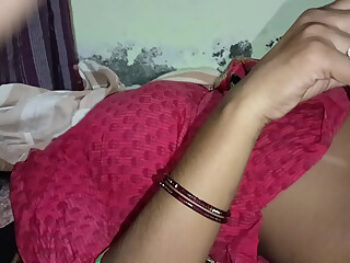 Bhabhi kar rahe hai Bus