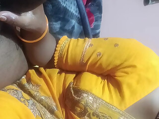 Desi Bhabhi Gave a Handjob and Then Got Her Ass Fucked