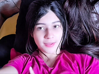 My neighbor sends me a video so that I can get to give her cock