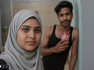 Indian Bhaijaan fell in love with a Pakistani Muslim girl and gave a kiss