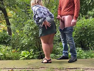 Stepmom Knows How to Make Me Cum on Her Tight Ass