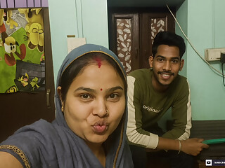 Indian Bangali Bhabhi New Couple Merried Injoy Indoor Bed Romance By -Wife2