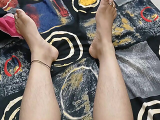 Close-up Creampie Desi Kirtee Open Her Pussy Hole with Both Hands and Takes Cum Inside