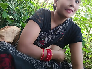 Village girl ki chudai outdoor jungle mein