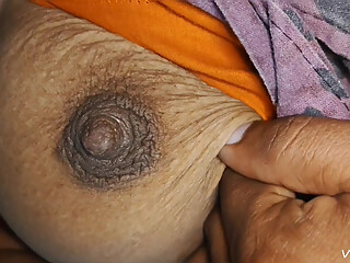 Bhabhi chus chus kar pani nikali