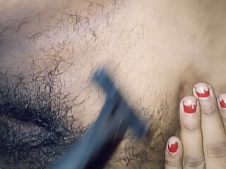 Desi Bhabhi Pusssy Hair Cutting Vidoe